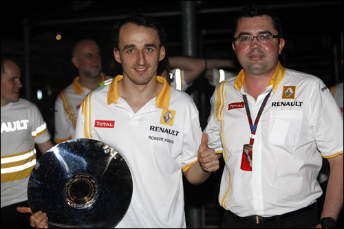 Эрик Буйе (справа) и Роберт Кубица после Гран При Австралии